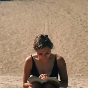 Meet your Posher, Cla